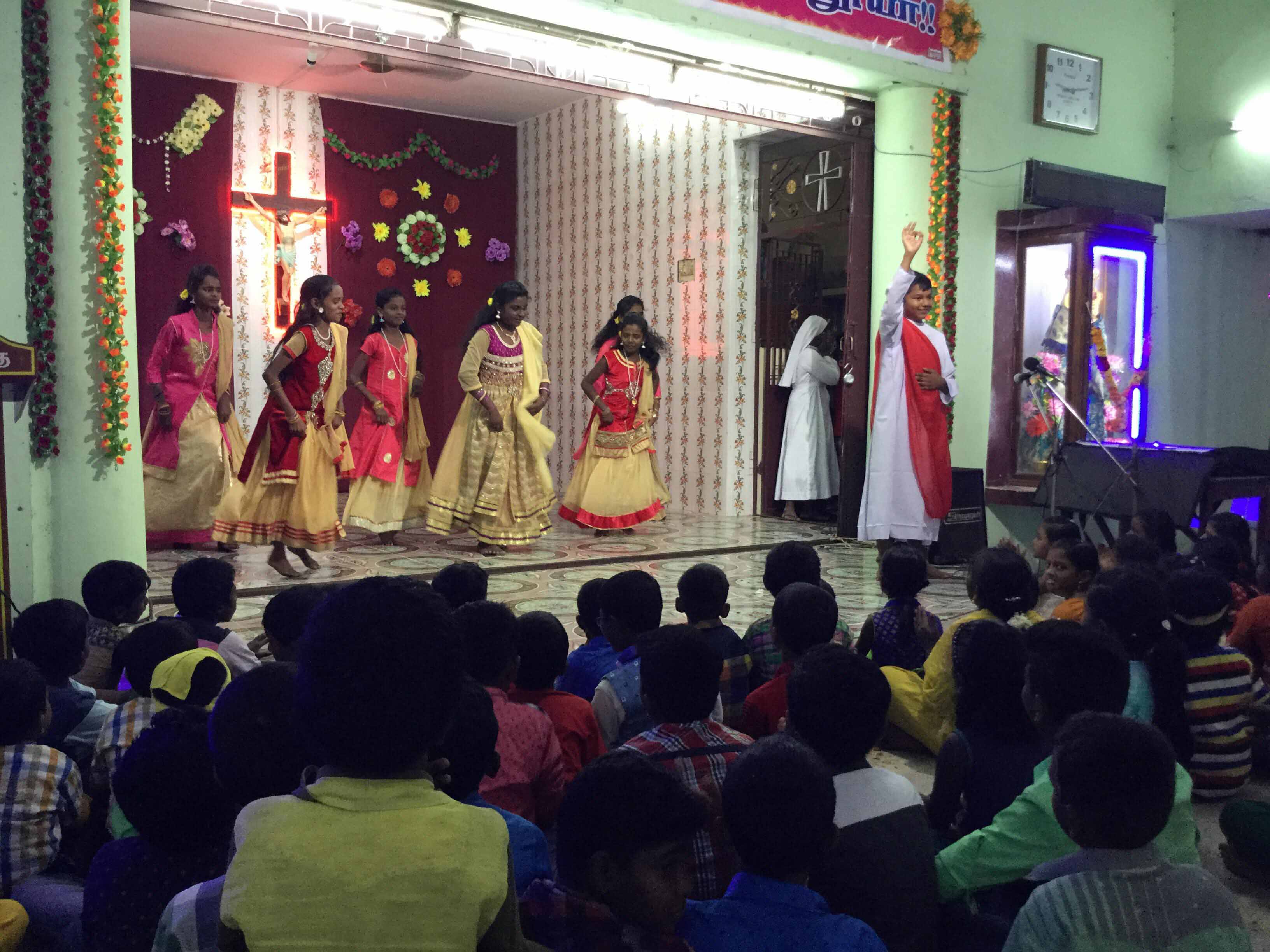http://www.surandaianthoniyar.com